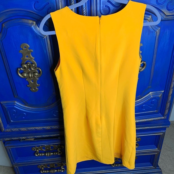 Victoria Beckham Target Bright Dress Tulips Small - Picture 2 of 3